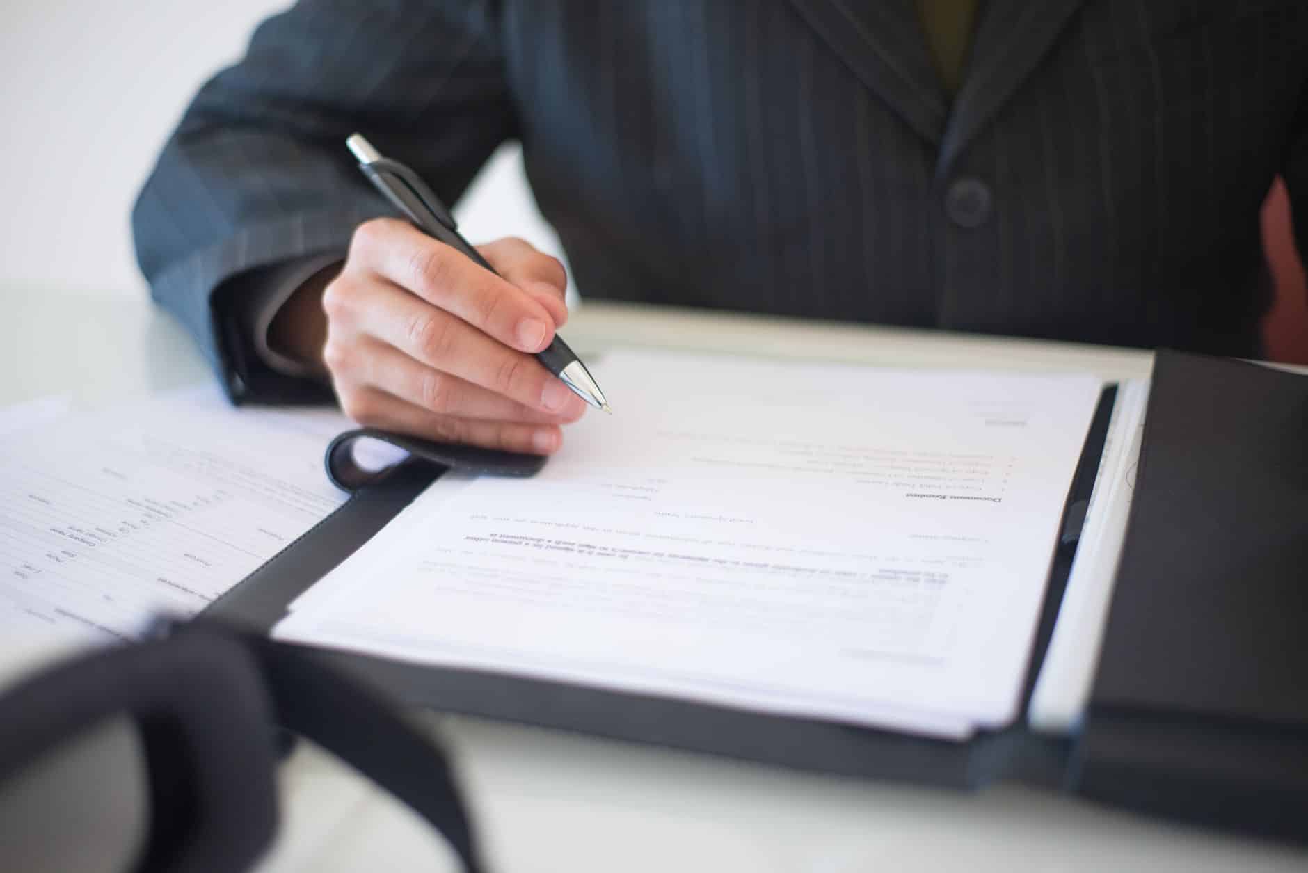 Convention collective et bulletin de salaire préavis licenciement