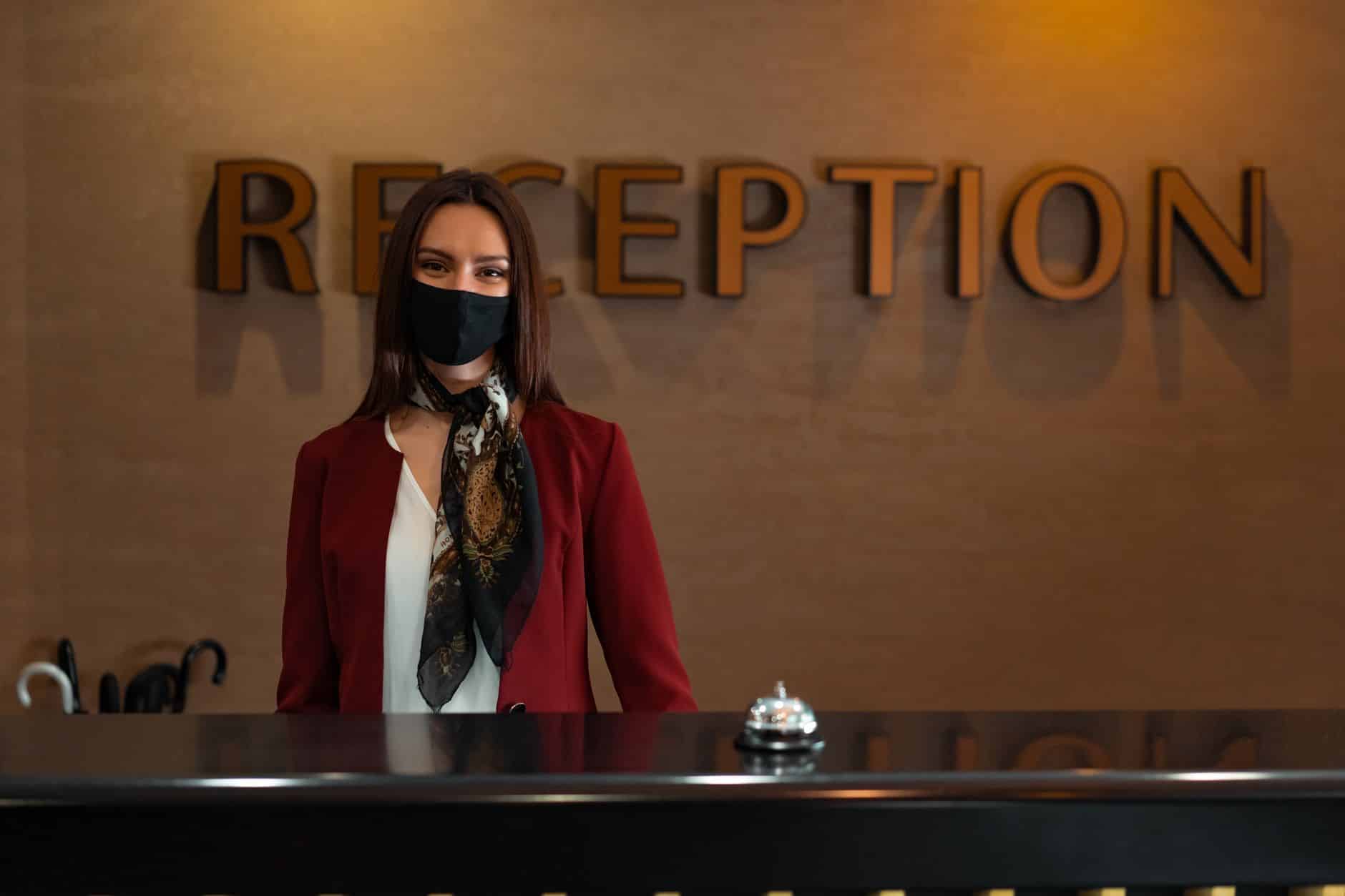 Réceptionniste hôtel classification niveau échelon convention HCR
